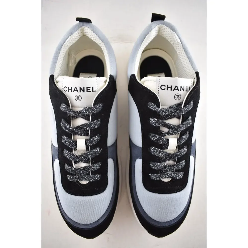 Chanel 22B Black Blue White CC Logo Suede Lace Up Flat Runner Trainer Sneaker 40
